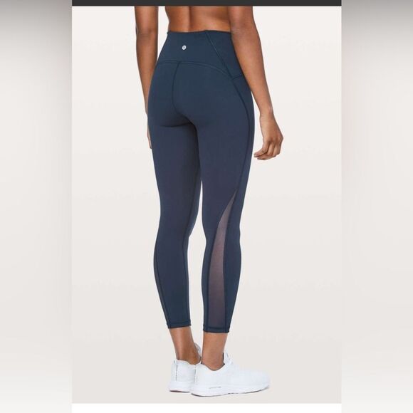 Lululemon Train Times 7/8 Pant *25"  True Navy Size 4 W5BJOS EUC - Picture 2 of 9